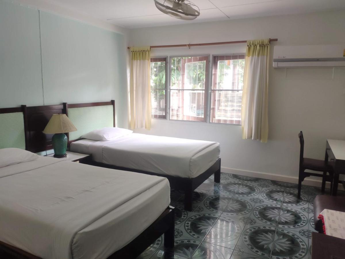 Changpuak Hotel Chiang Mai Exterior photo